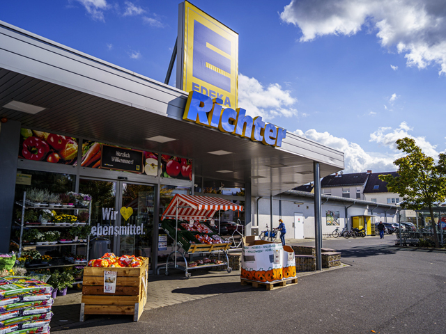 Edeka Markt von außen